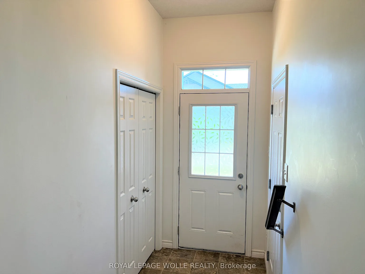 3 bed, $2,850 — Photo 3