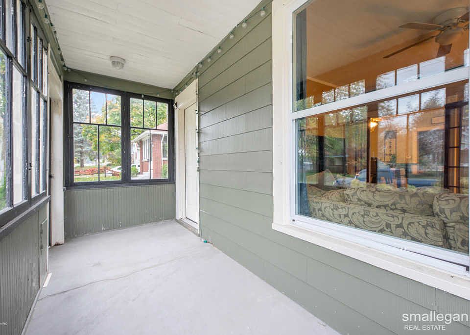 1st image of 1908 Willard Ave SE
