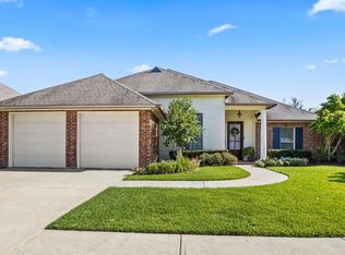 202 Bluebonnet Dr, Lafayette, LA 70508