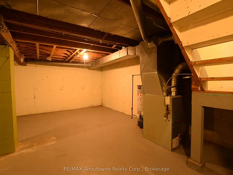 176 Henry St #25 — Photo 18
