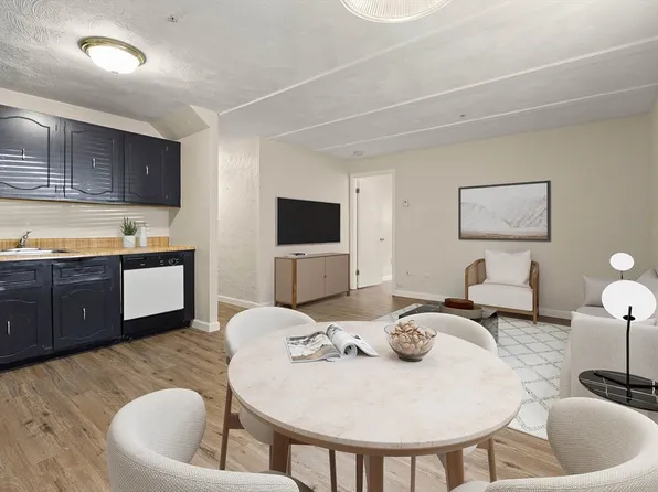 22 Irving St APT 1, Everett, MA 02149