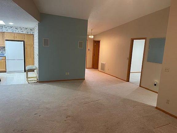 3rd image of 2315 Pasadena Dr Unit 70