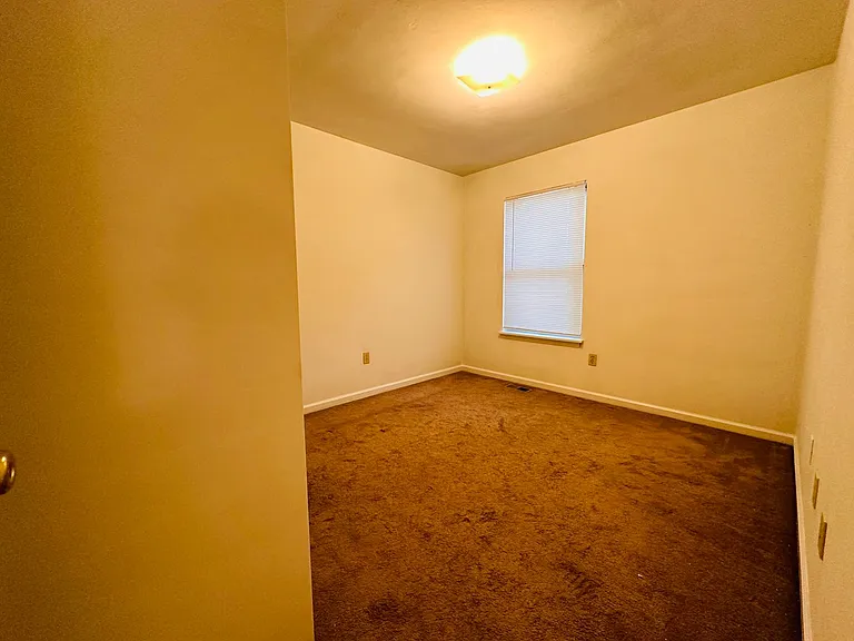 425 Janie Ln — Photo 11