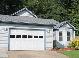 1208 Beacons Reach Ct, Virginia Beach, VA 23454