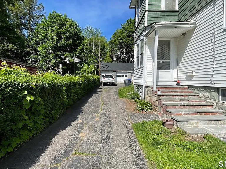 182 Beechwood Ave — Photo 11