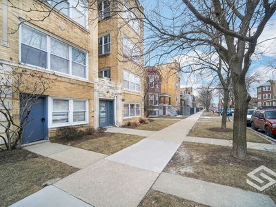 4654 N Spaulding Ave APT 3, Chicago, IL, 60625
