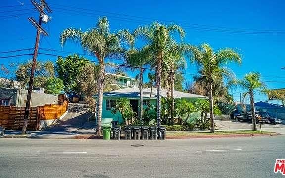2nd image of 609 W Avenue 28