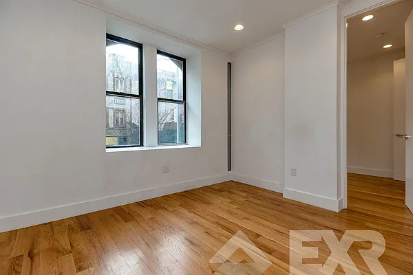 Rented by EXR | media 11