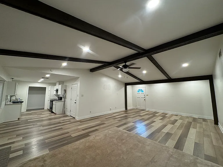 1302 Blueridge Pkwy — Photo 5