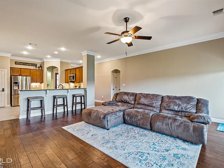 2396 Tallgrass Cir — Photo 2