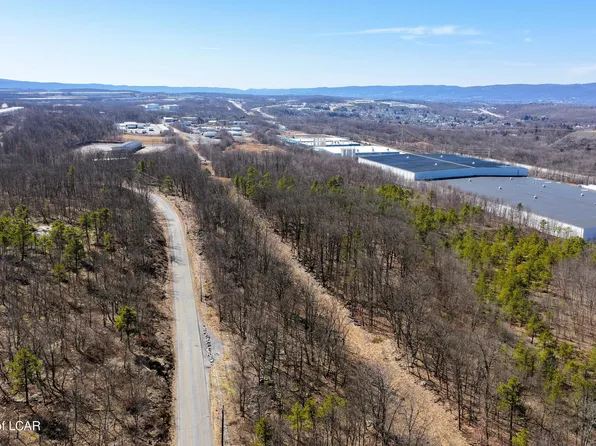 Sathers Dr, Pittston, PA 18640