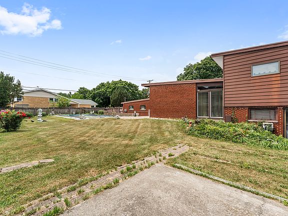 4th image of 9055 Kenton Ave