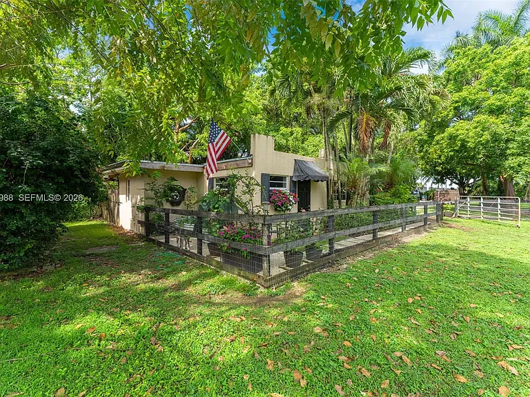 22065 SW 167th Ave #A — Photo 2