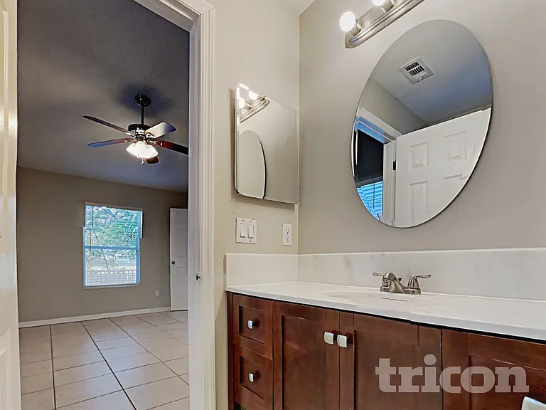 4708 Kilkenny Dr — Photo 8