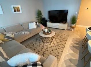 16546 NE 26th Ave APT 2E, North Miami Beach, FL 33160