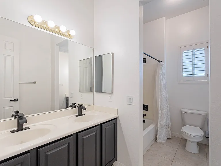 2956 S Birch Ct — Photo 61