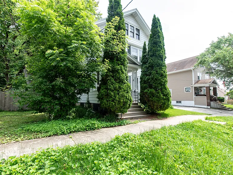 419 Hickory St #2 — Photo 2
