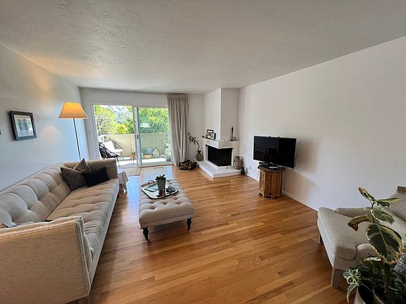 3rd image of 175 Upper Via Casitas APT 21