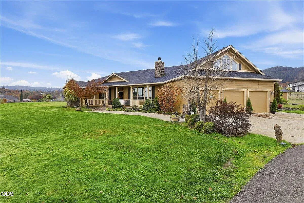 4 bed, 3.5 bath, 3524 sqft, $5,000 — Photo 4