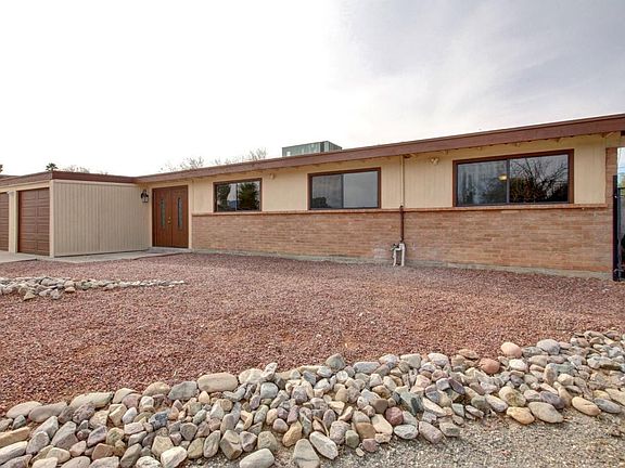 2nd image of 1331 N Avenida Kuehn