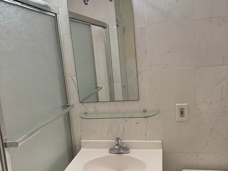 473 Jersey Ave #202 — Photo 14