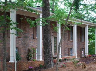 1665 Loch Lomond Trl SW, Atlanta, GA 30331
