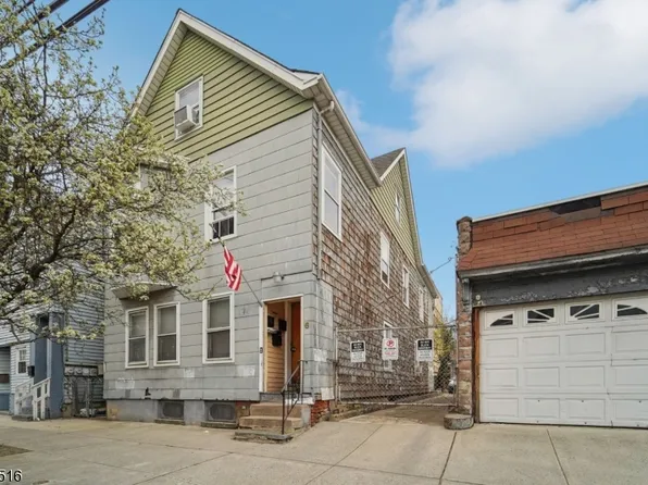 6 4Th St, Passaic City, NJ 07055