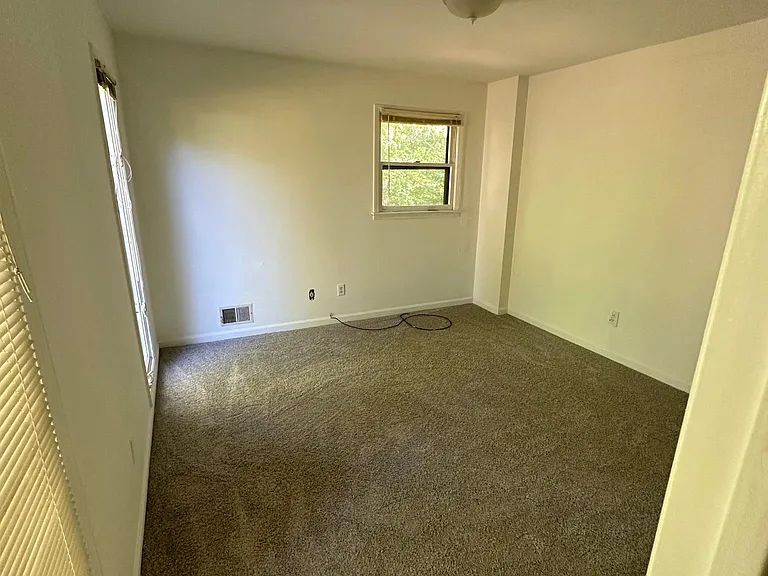 1511 Old Mill Xing — Photo 6