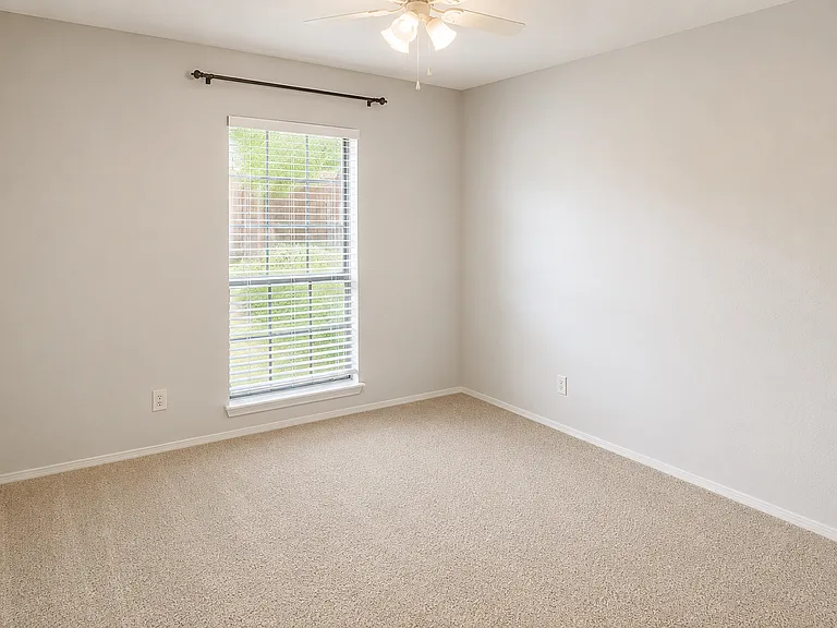 1508 Finley Dr — Photo 10