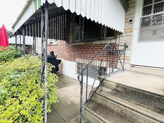 2nd image of 6239 Lawndale Ave
