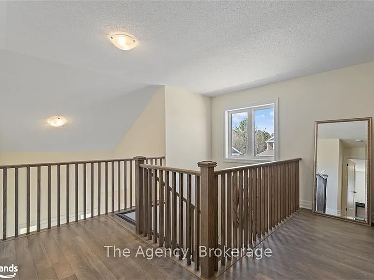 27 Stother Cres — Photo 30