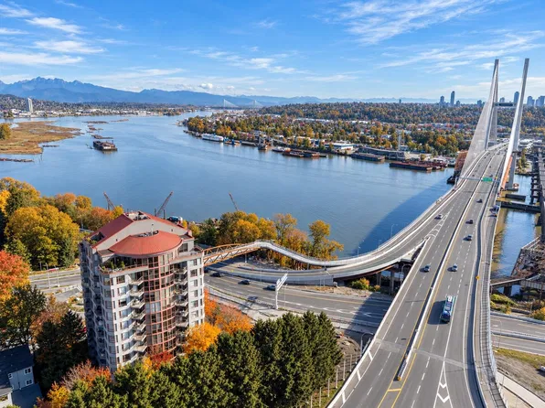 38 Leopold Pl #1200, New Westminster, BC V3L 2C6