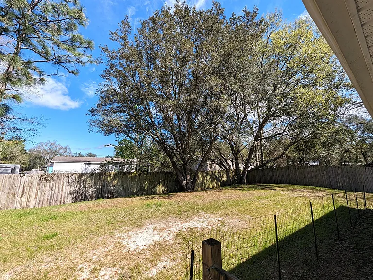 6762 Valerie Ln — Photo 27