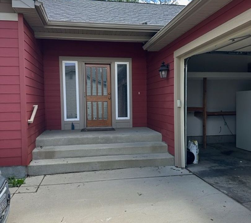 1st image of 3639 Fieldstone Dr W