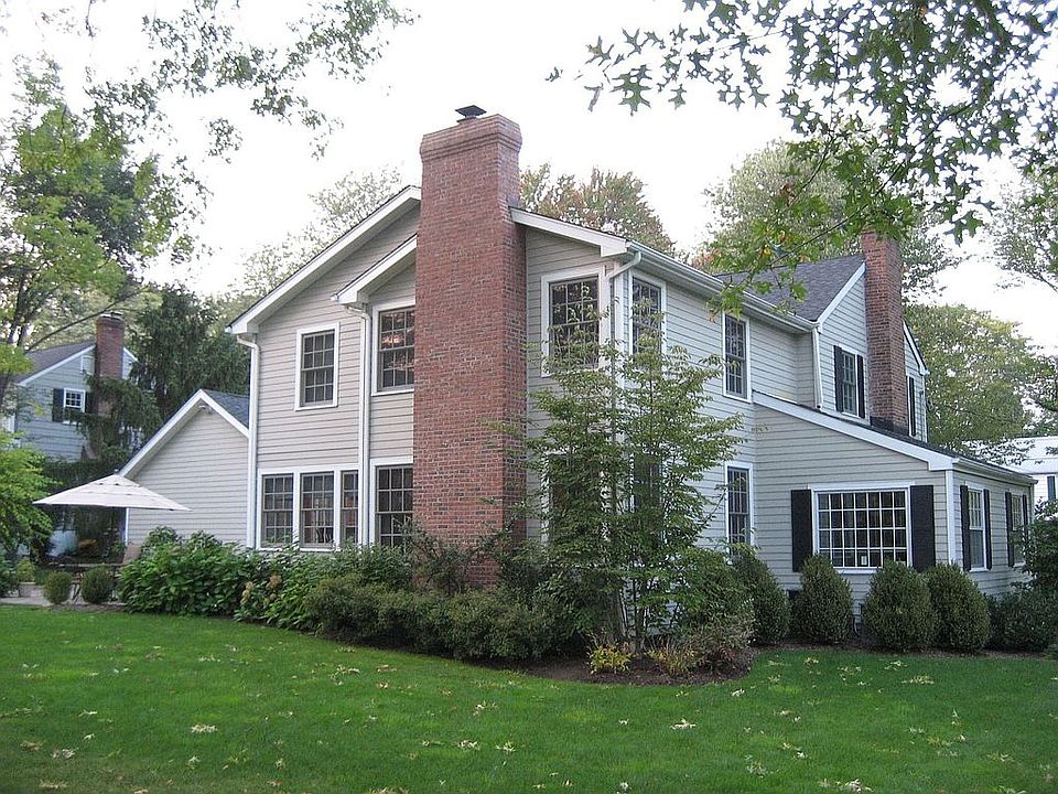 2nd image of 43 Knollwood Ave