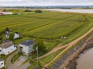 33 Harbourside Dr, Wolfville, NS B4P2B9
