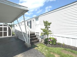 1028 NW Alma Cir #1028, Round Lake, IL 60073