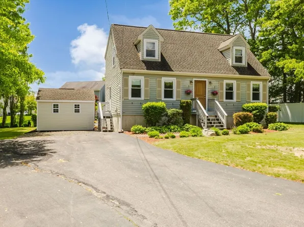 6 Gentry Ln, Taunton, MA 02780