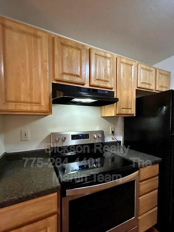 2 bed, 1.0 bath, 963 sqft, $1,450 — Photo 4