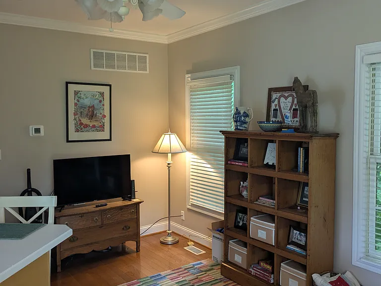 705 Bridgeport Rd #1 — Photo 4