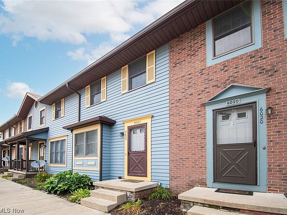 2nd image of 6022 Applecrest Ct