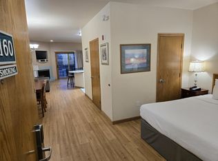 111 Center St #160, Lake Geneva, WI