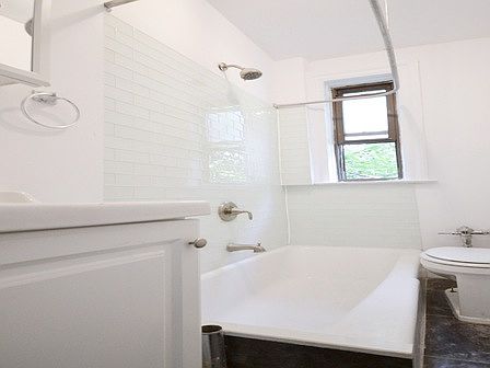 5th image of 215 13th St