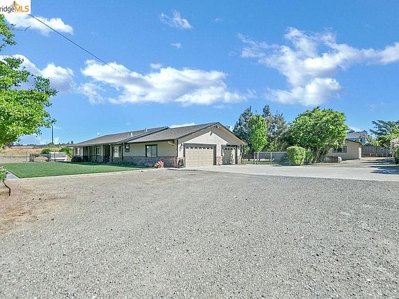 4th image of 4190 Brown Rd