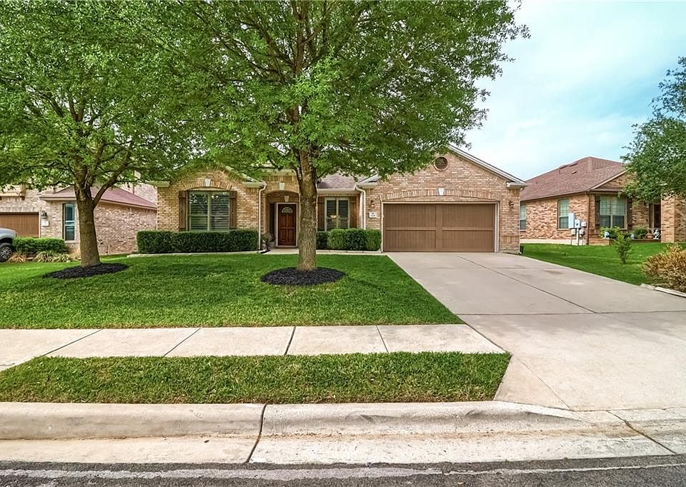 1st image of 325 Island Oak Dr