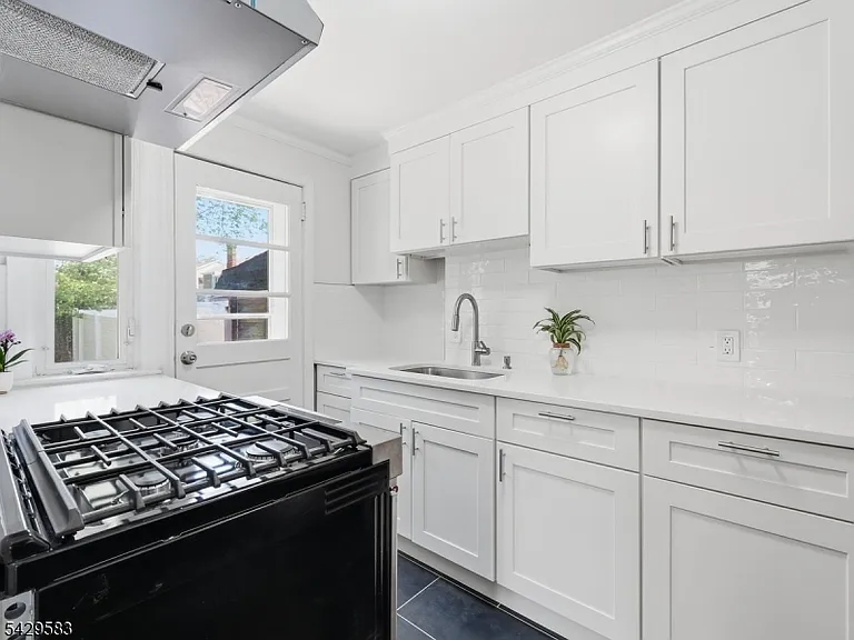 357 Centennial Ave — Photo 11