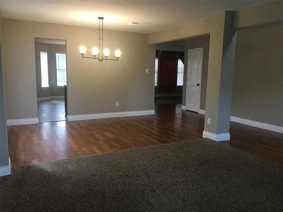 1st image of 16327 Split Willow Dr