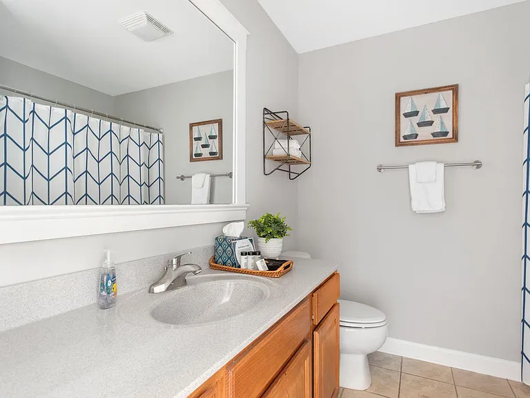 979 Bay Tree Cir #203 — Photo 11