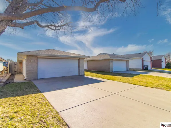 4114 N 7th St, Lincoln, NE 68521