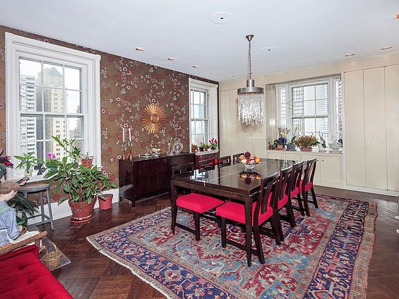 5th image of 250 S 18th St APT 1501